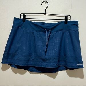 Patagonia Blue W’s Strider Skirt (Skort) with Attached Shorts - Women’s Size XL